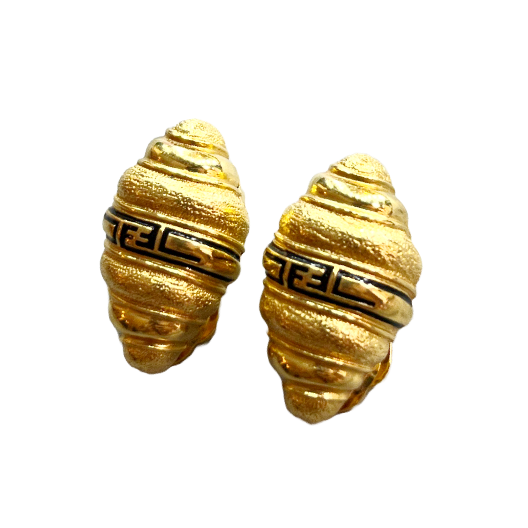 orecchini a clip con conchiglia d'oro vintage
